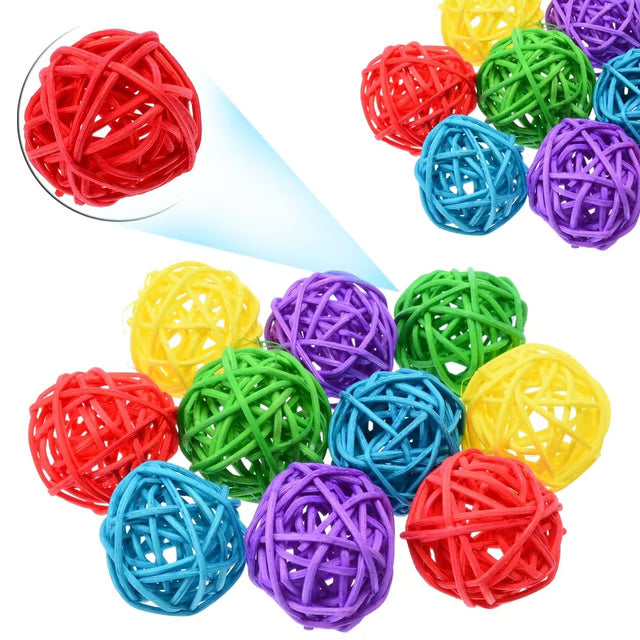 Natural Rattan Sepak Takraw Chew Balls for Parrots – 10-Piece Primary Colour Set